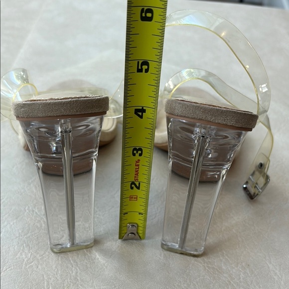 Size 8 Fashion Nova Tan Cream Neutral Heels Pumps Modern Minimalist pump - Picture 7 of 11